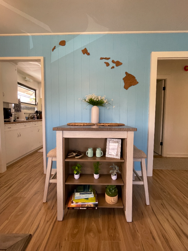 548 Kuaaina Way - Photo 4 of 20