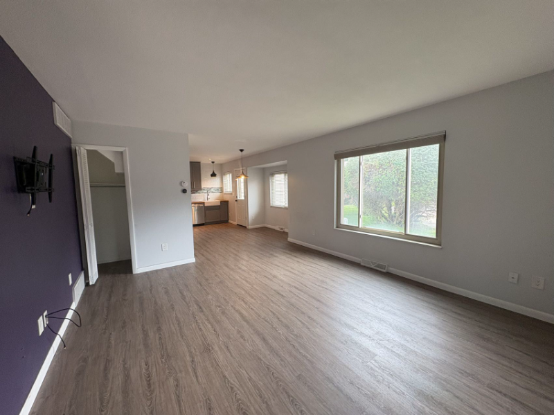 1769 S Lee St #B - Photo 2 of 7