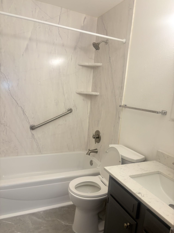 1769 S Lee St #B - Photo 5 of 7