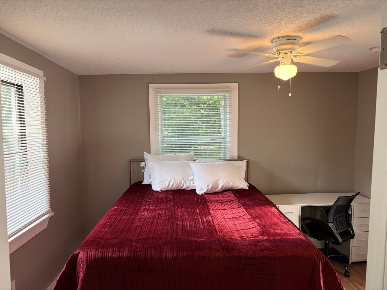 2150 Morehouse Rd - Photo 4 of 7