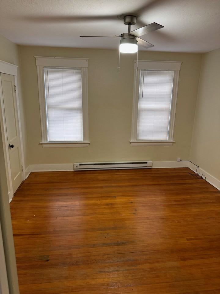 18 Derby St #3 - Photo 5 of 10