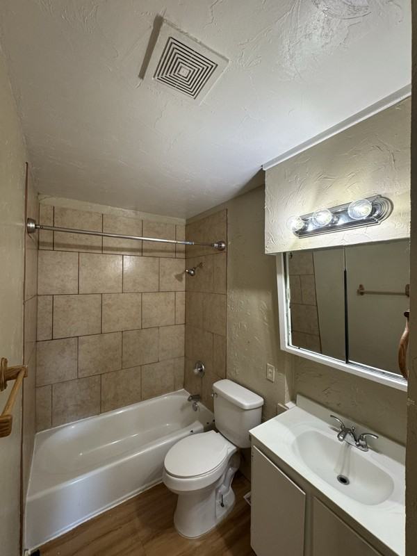 2800 Redwood St - Photo 7 of 17