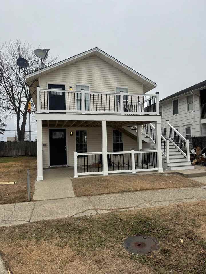 619 N Trenton Ave #1 - Photo 2 of 3