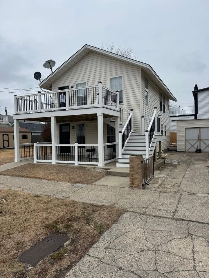 619 N Trenton Ave #1 - Photo 3 of 3