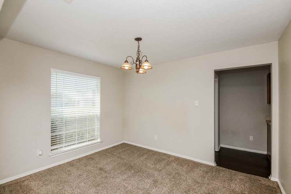 425 Murphy Rd - Photo 7 of 17