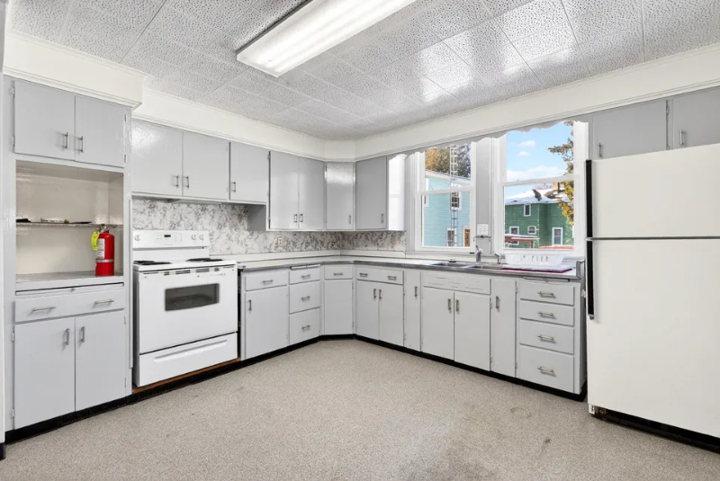 328 E Fond Du Lac St - Photo 5 of 5