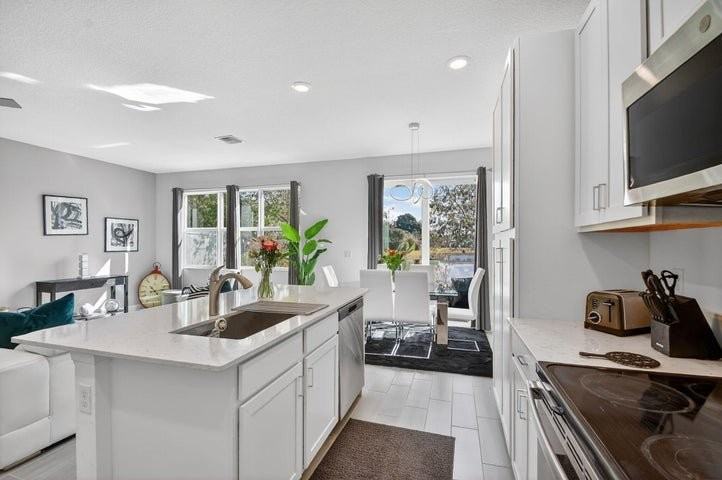 4790 Navali Dr - Photo 4 of 9