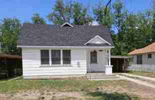 featured image of 307 N Mesquite St