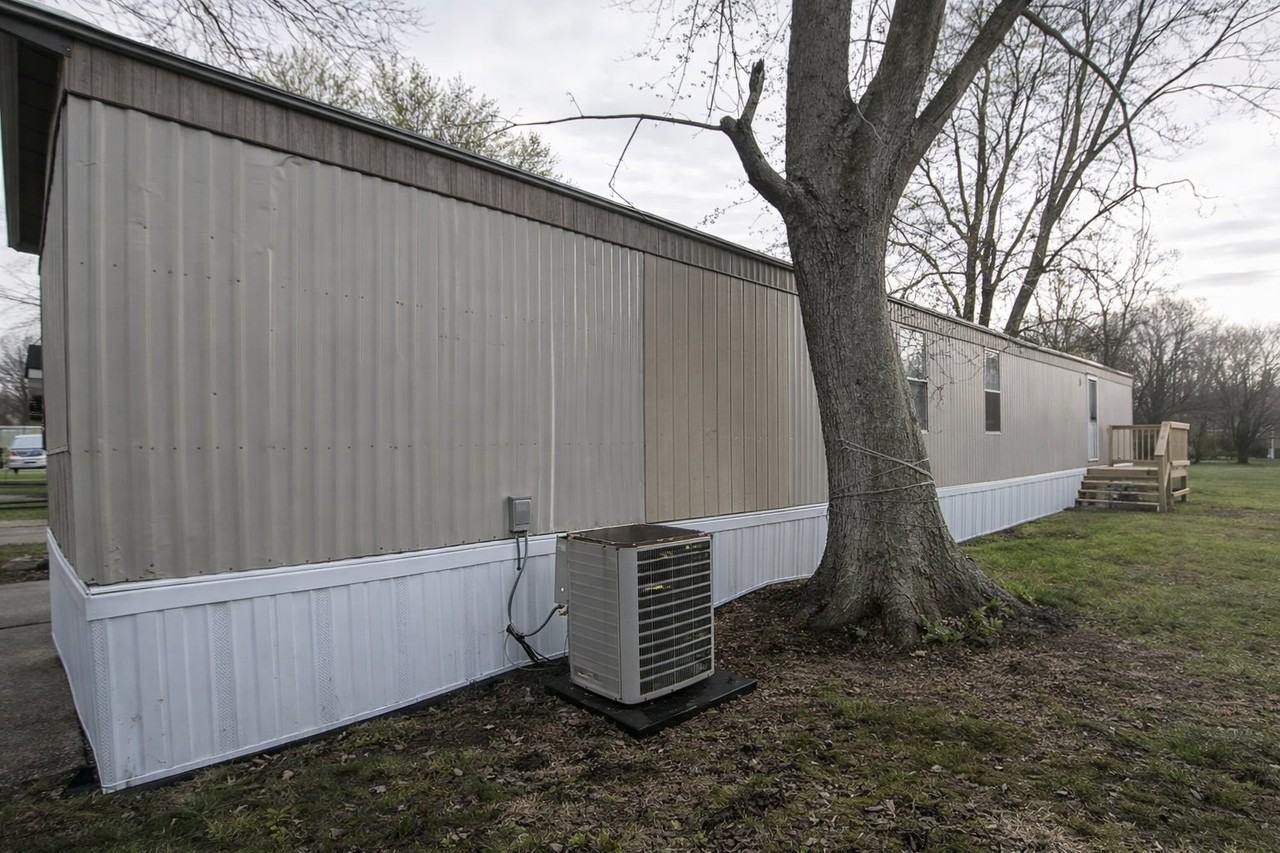 65 Deerwood Park - Photo 4 of 12