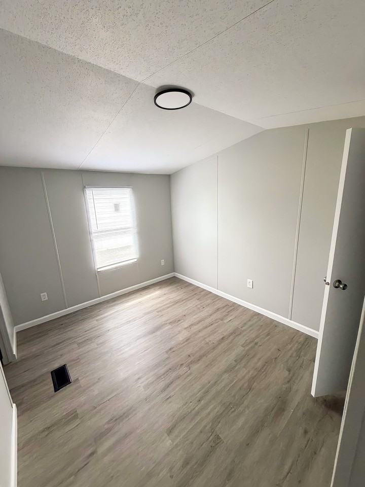 65 Deerwood Park - Photo 7 of 12