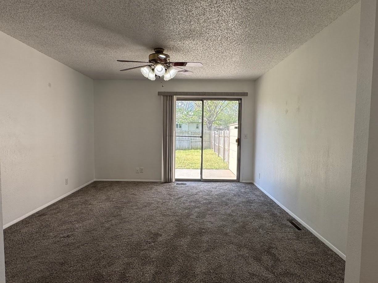 9321 W 16th St N #9321 - Photo 2 of 20