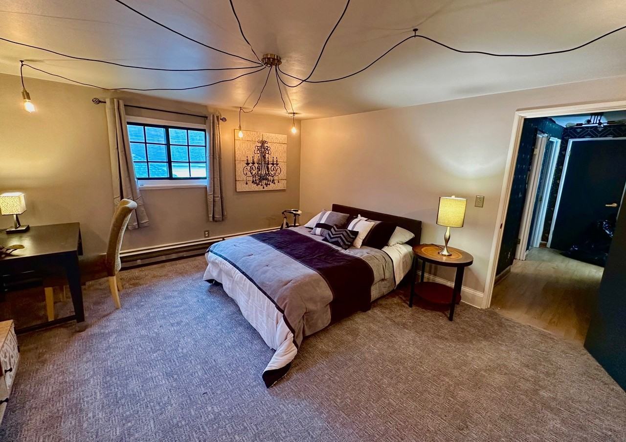 636 N 54th St - Photo 6 of 8