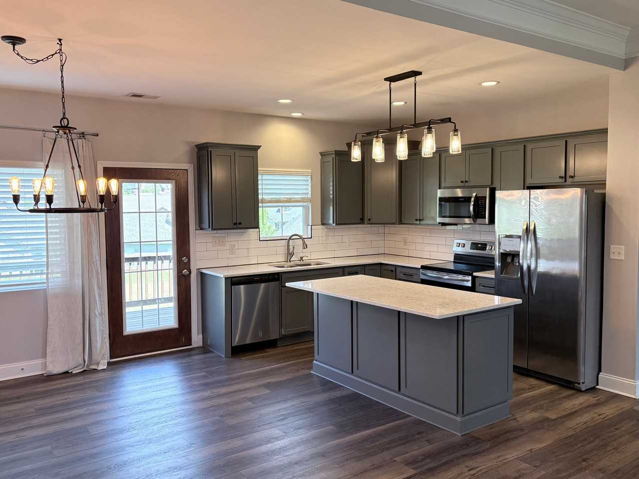 2883 Alden Glenn Ct - Photo 2 of 8