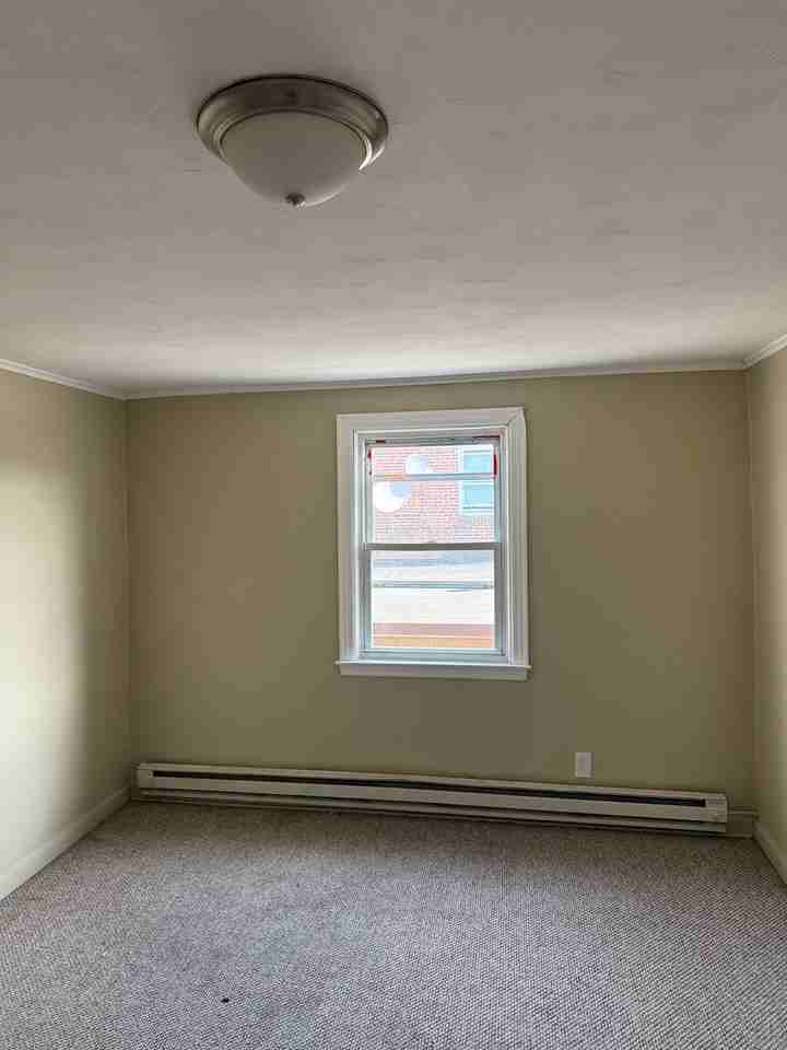 35 W Main St #6 - Photo 6 of 8