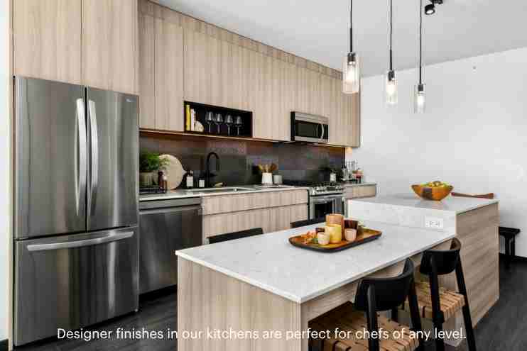 1390 W Randolph St #3 - Photo 6 of 16