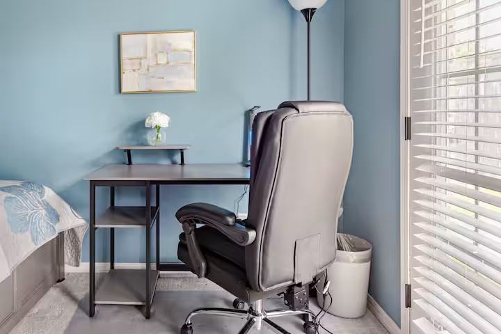 9520 Brentwood Blvd - Photo 3 of 11