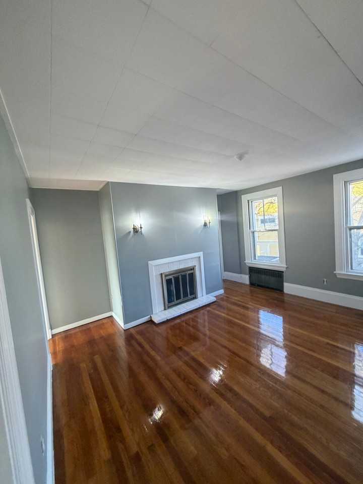 139 North St #2 - Photo 2 of 10