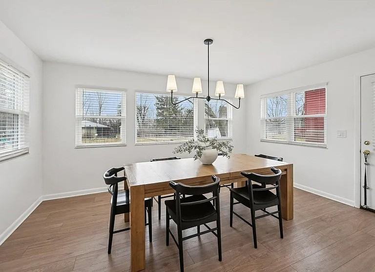 2108 Willow Run Rd - Photo 5 of 14