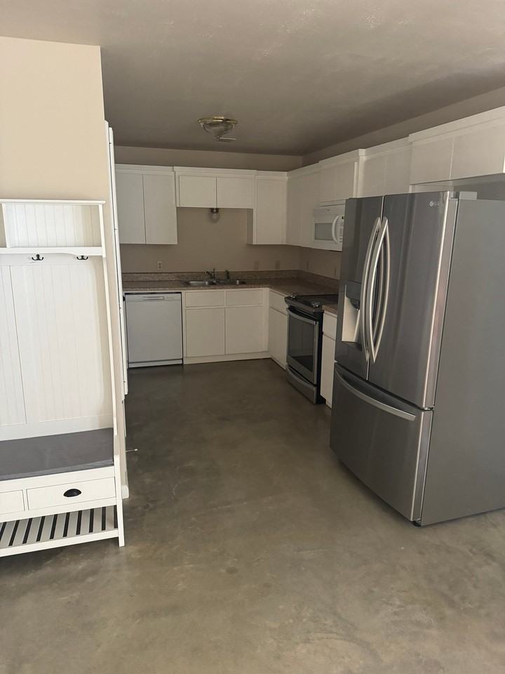 4506 Maddox Rd #6 - Photo 4 of 13