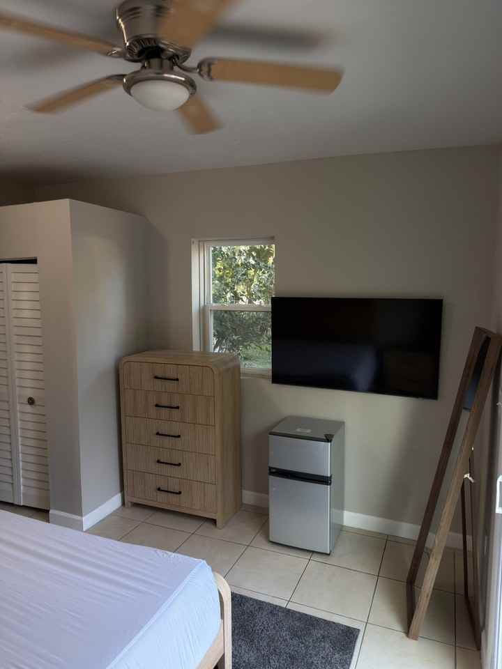 1024 Ashworth Cv - Photo 2 of 5