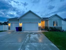 featured image of 8848 W Daisy View Ln