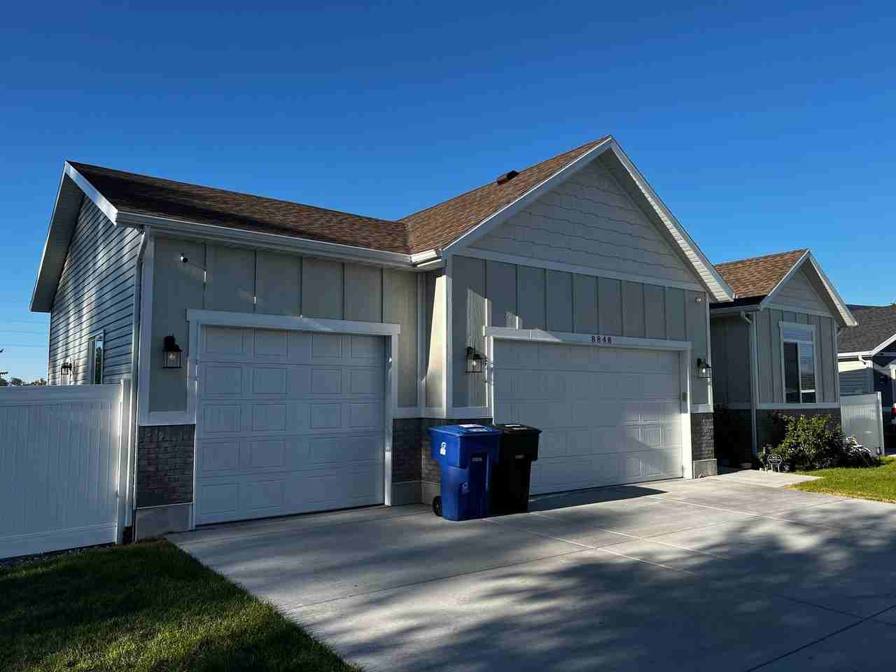 8848 W Daisy View Ln - Photo 2 of 18