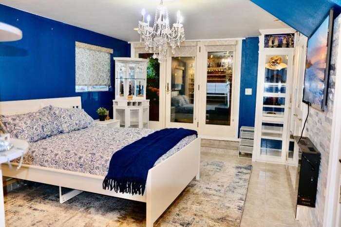 709 Minnesota Ave - Photo 5 of 20