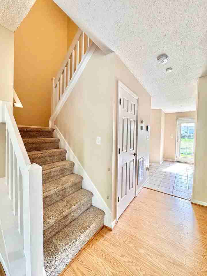 4437 Carlys Way - Photo 4 of 16