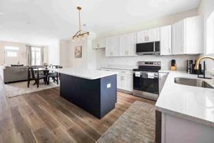 395 Church St N - Photo 1 of 1