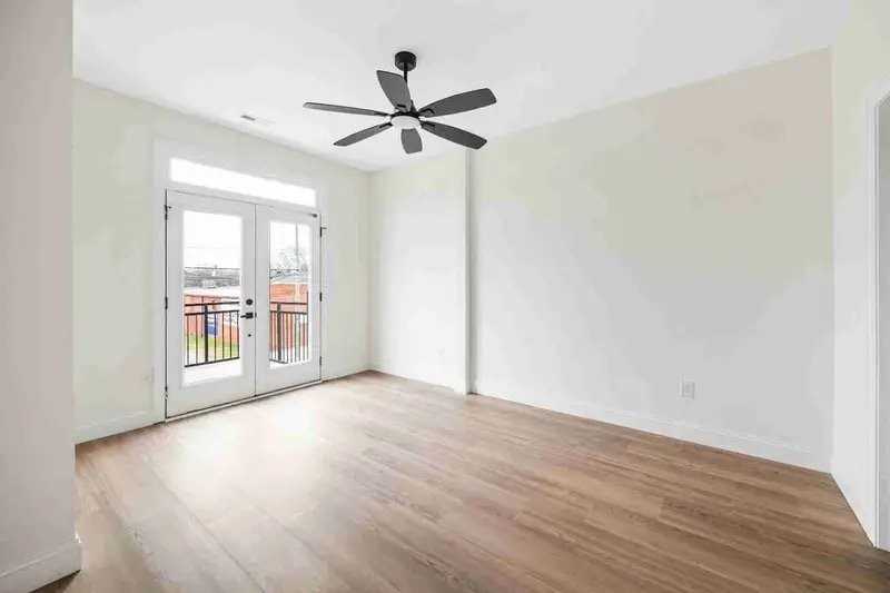 395 Church St N - Photo 7 of 7