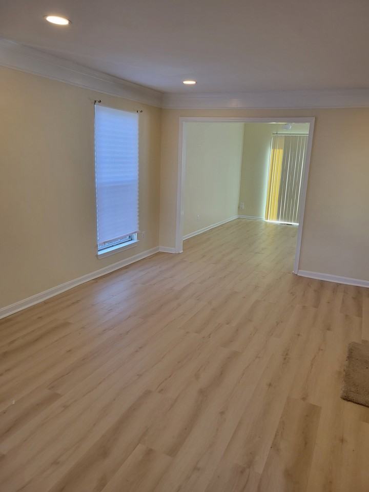 2681 Mcguffeys Ct #379 - Photo 3 of 14