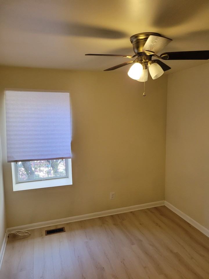 2681 Mcguffeys Ct #379 - Photo 5 of 14