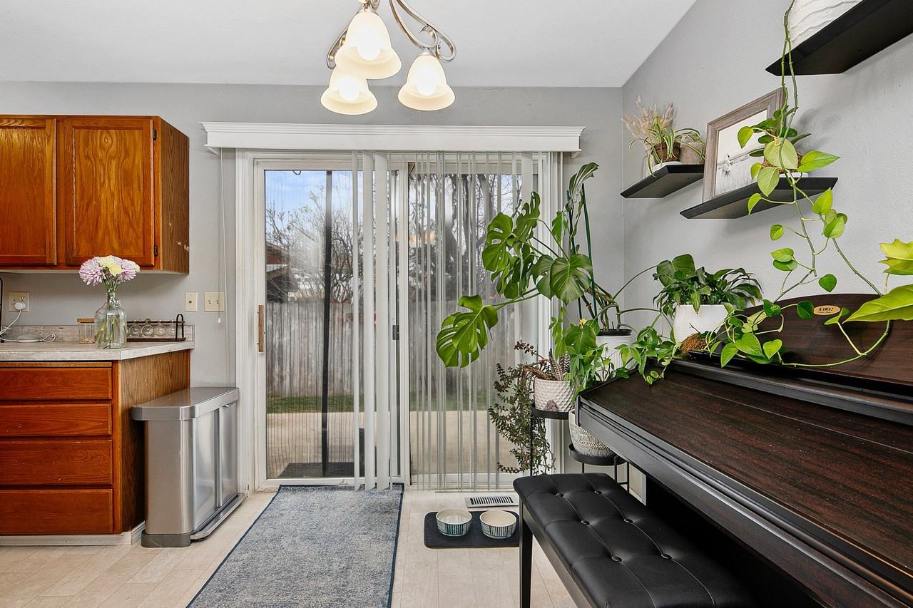 3925 W Garnet St #3925 - Photo 2 of 11