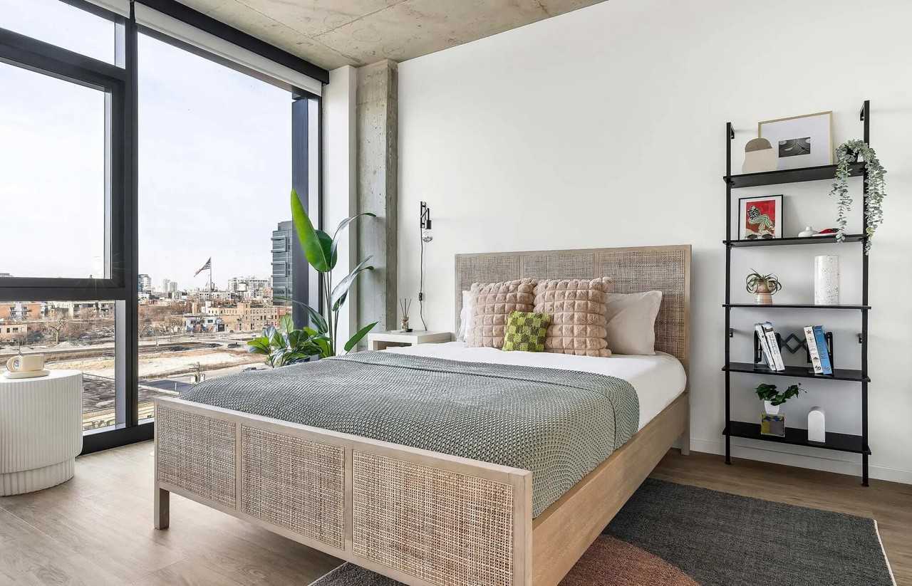 1299 W Fulton Market - Photo 2 of 15