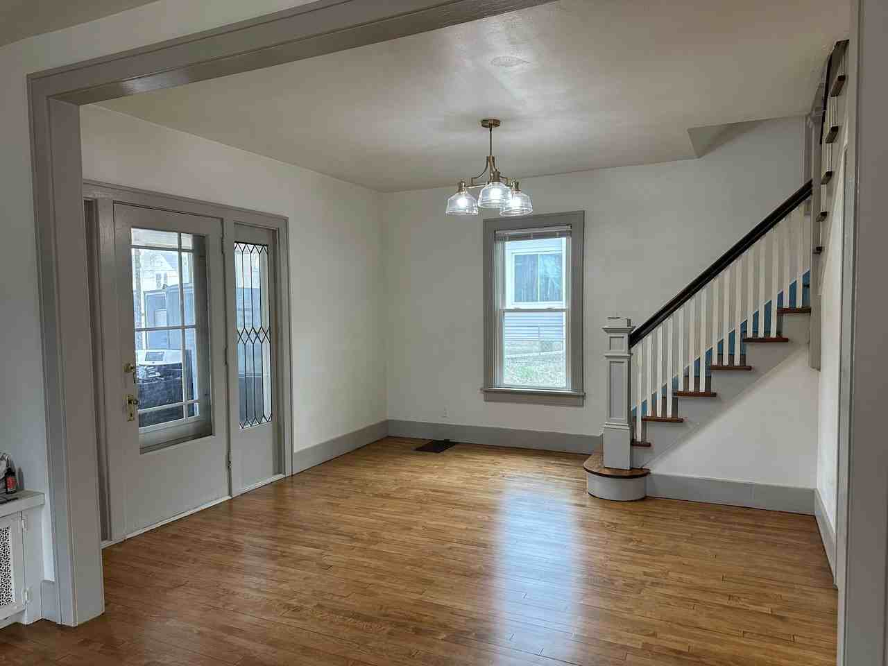 401 N Hubbard St - Photo 5 of 22