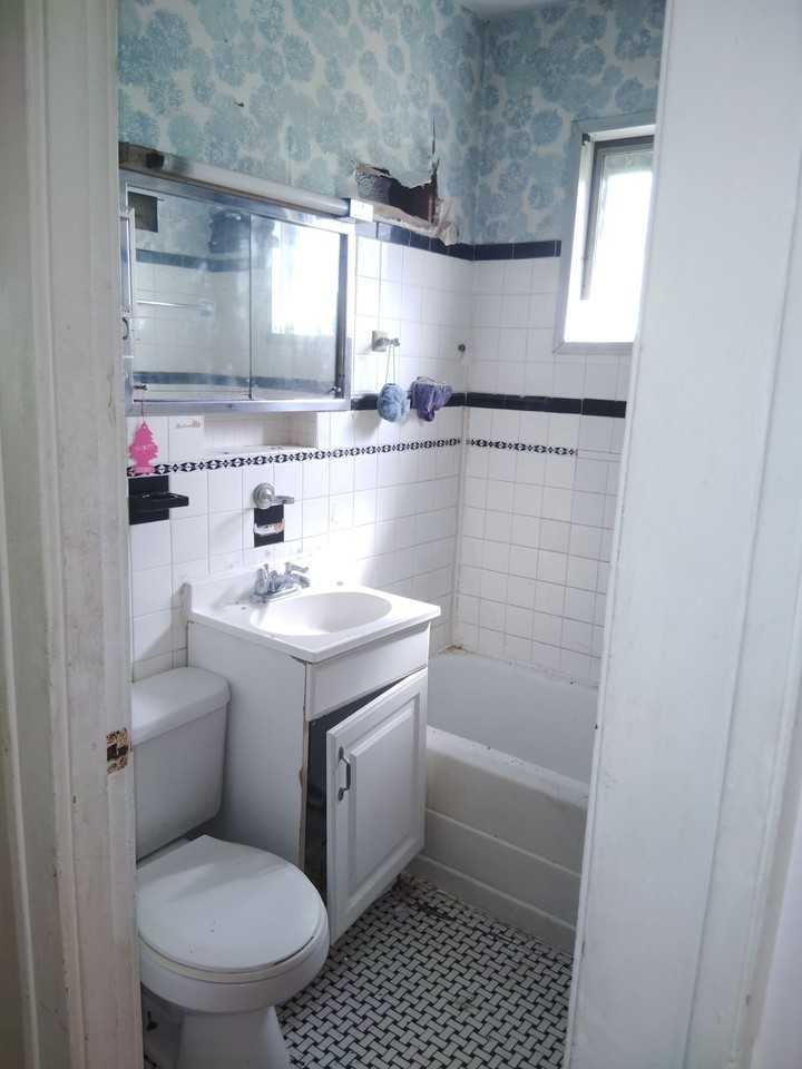 4521 Oakwood Ave - Photo 4 of 12