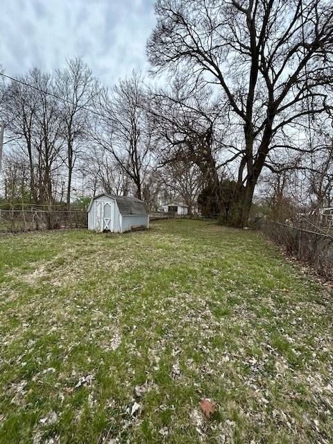 853 N College St - Photo 3 of 16