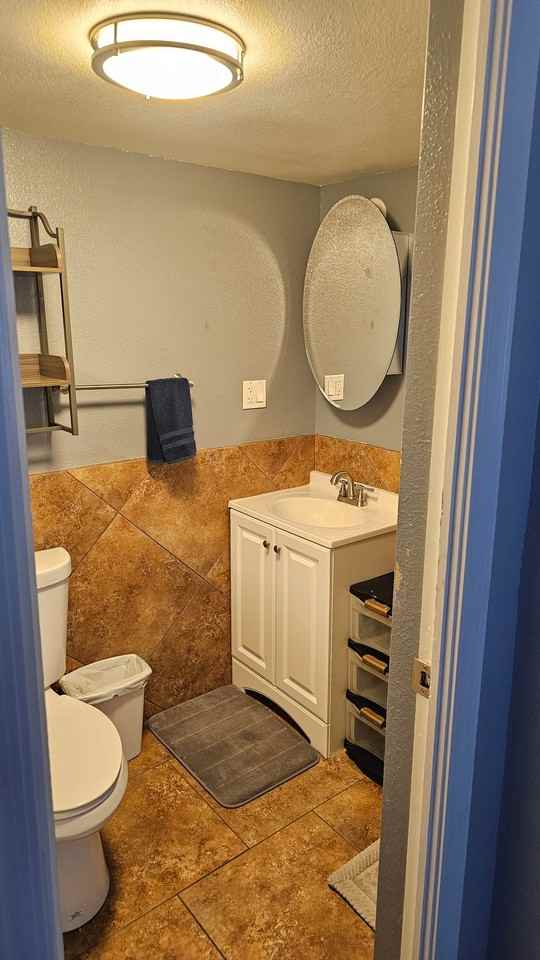 2923 E Marco Polo Rd - Photo 2 of 13