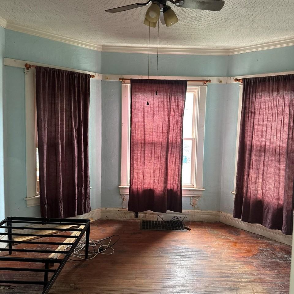 1629 S Rodgers Ave - Photo 5 of 19