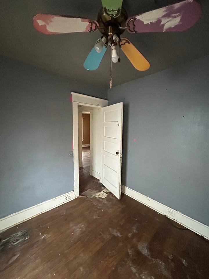 606 Anderson St - Photo 6 of 15