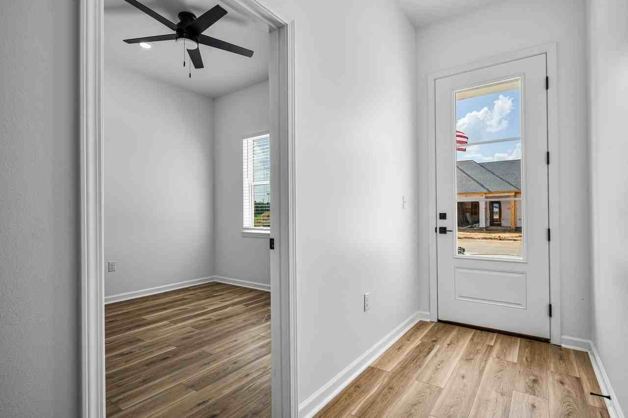 258 Indigo Ln #258 - Photo 3 of 18