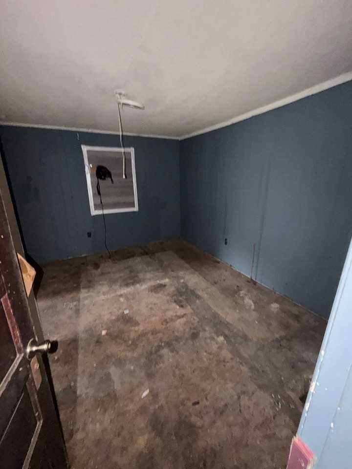 3024 Glenwood Ave - Photo 6 of 20