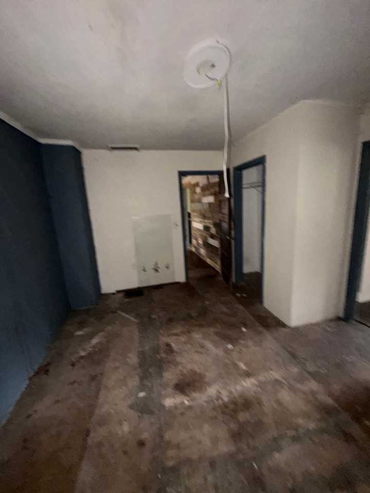 3024 Glenwood Ave - Photo 7 of 20