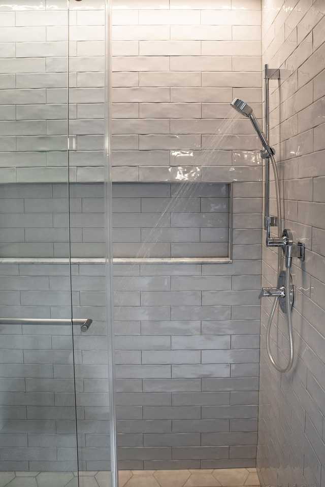 48 Round Hill Rd #23 - Photo 3 of 7