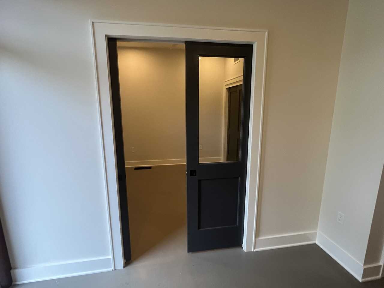 48 Round Hill Rd #23 - Photo 4 of 7