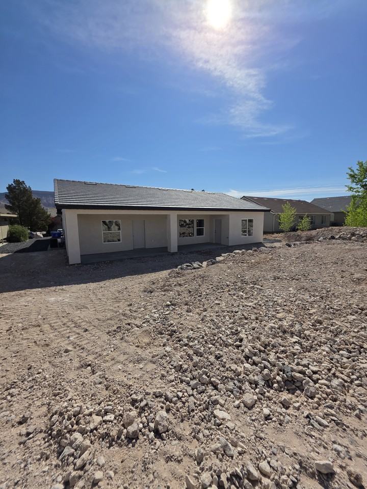 972 S Mulberry Dr #NA - Photo 5 of 36