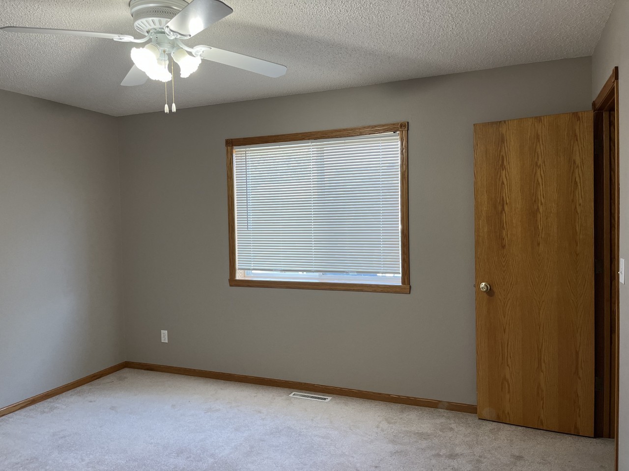 820 10th St S #NA - Photo 5 of 13