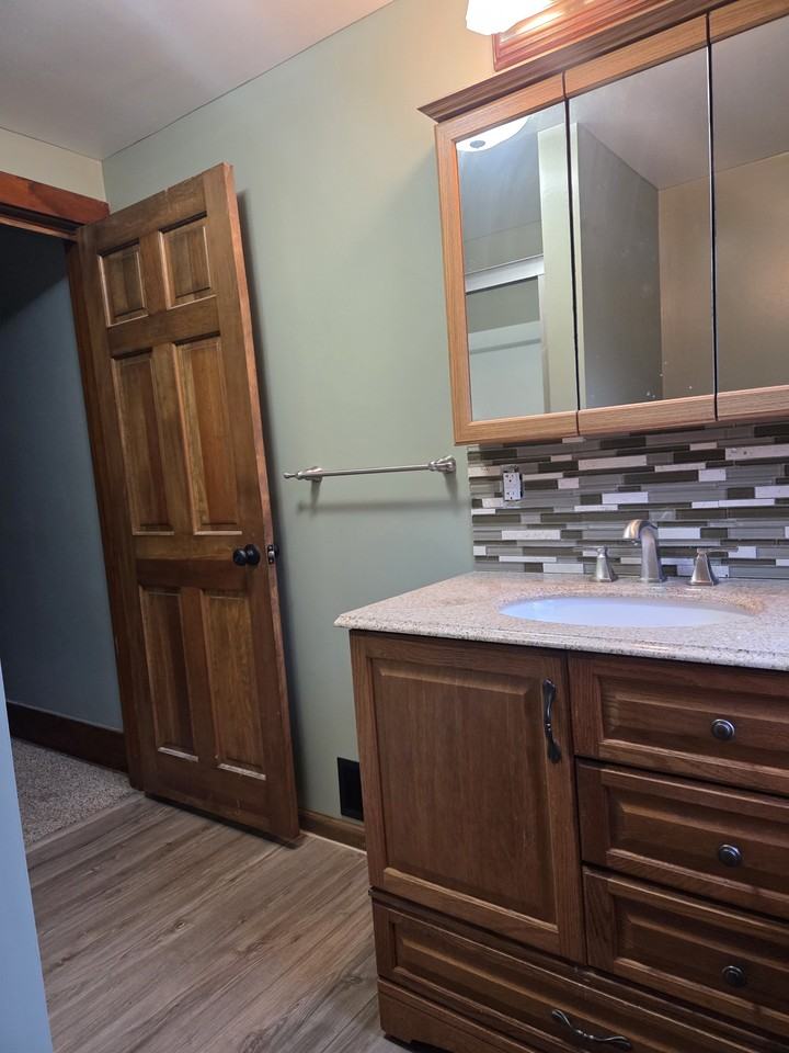 3016 Leechburg Rd #1 - Photo 5 of 10