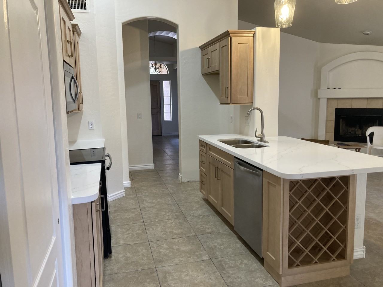 1503 W Pacific Dr #NA - Photo 6 of 20