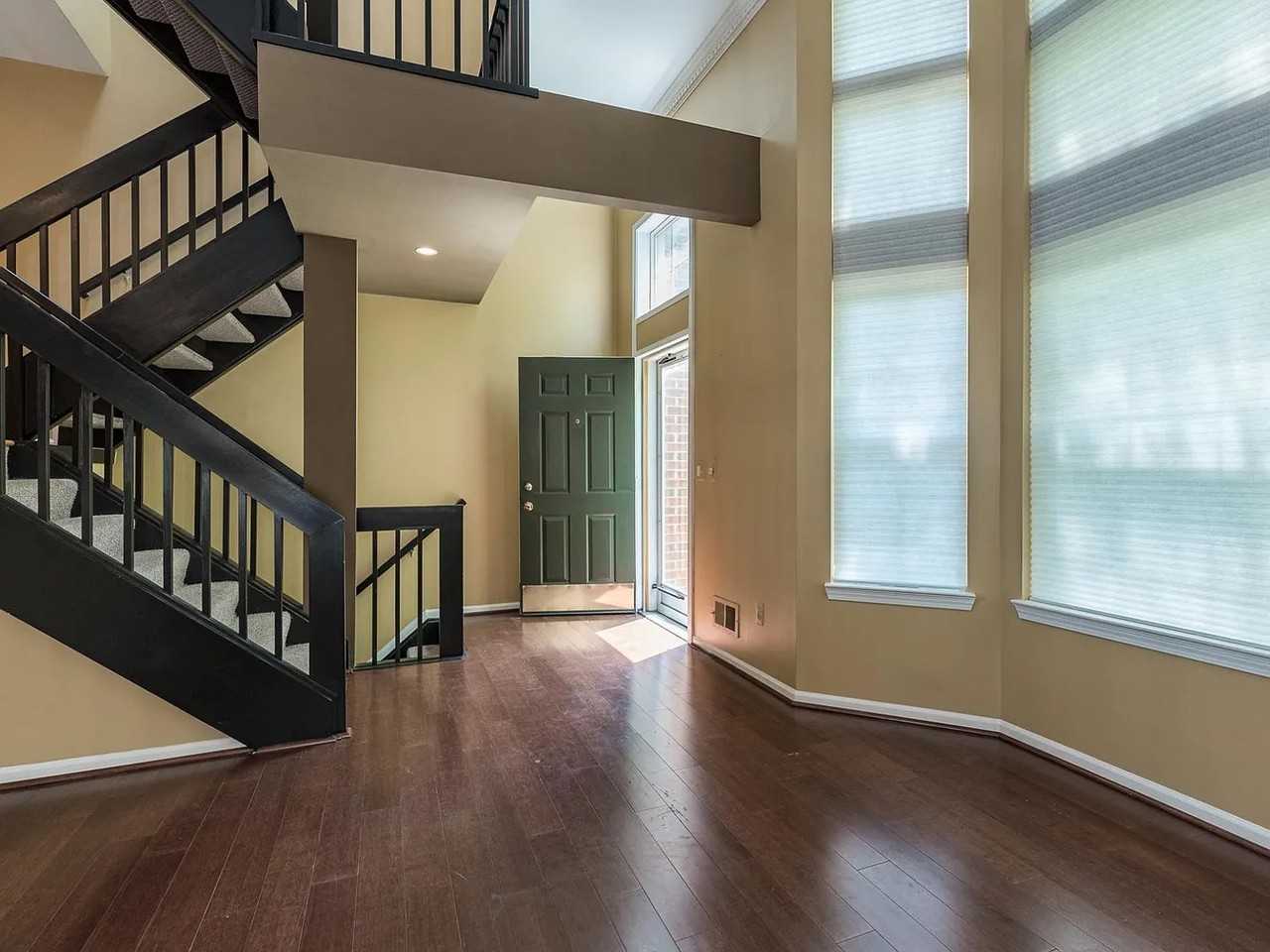 133 N Georgetown Sq #133 - Photo 4 of 23